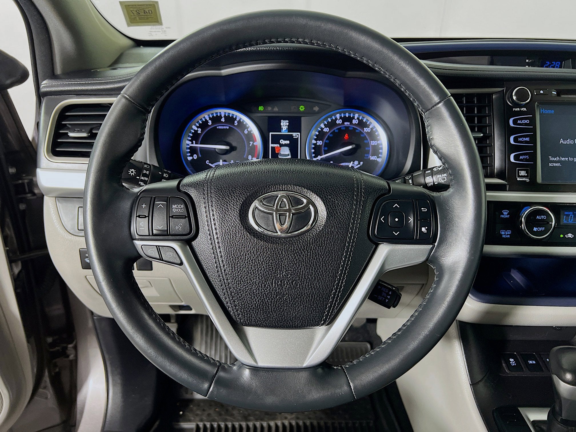 2016 Toyota Highlander Base