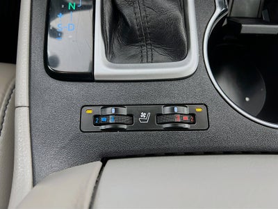 2016 Toyota Highlander Base