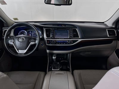 2016 Toyota Highlander Base