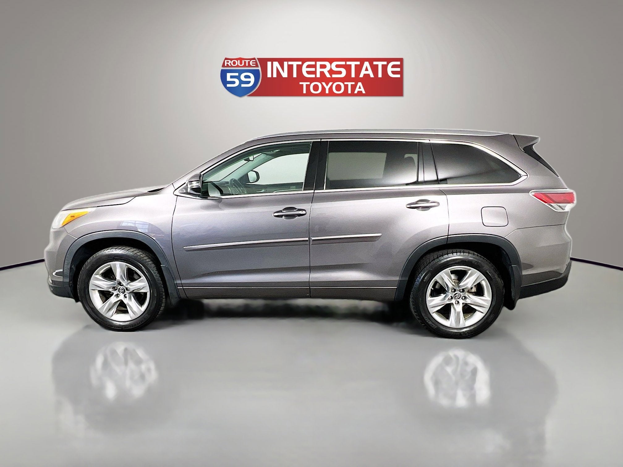 2016 Toyota Highlander Base