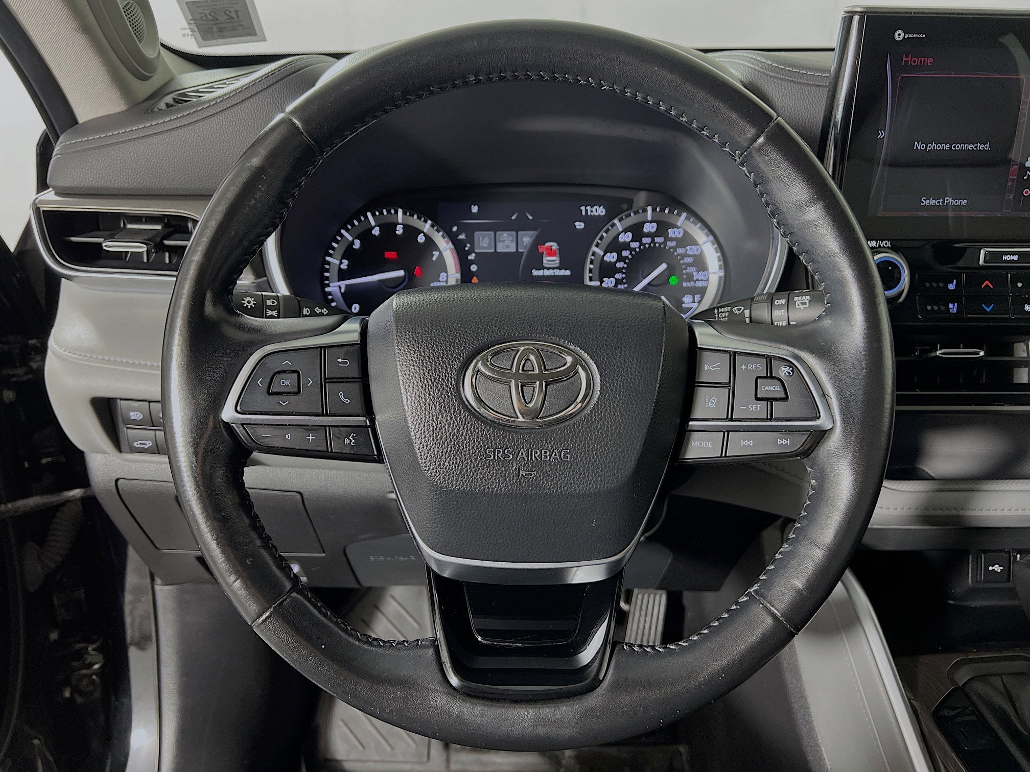 2021 Toyota Highlander Base