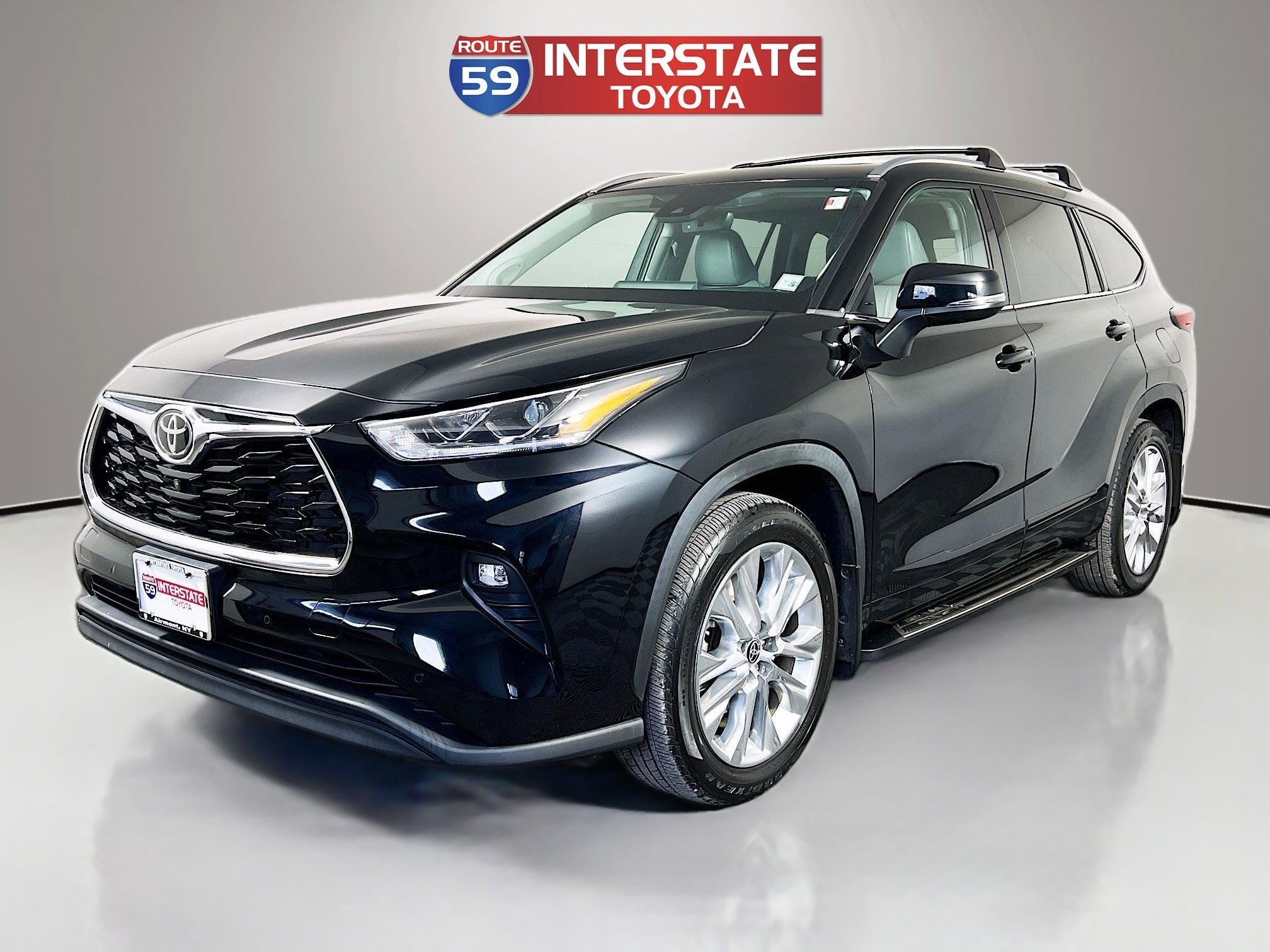 2021 Toyota Highlander Base