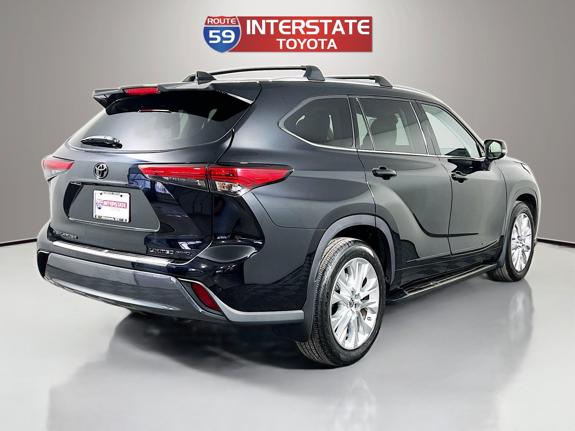 2021 Toyota Highlander Base