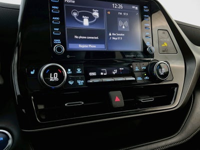 2022 Toyota Highlander Hybrid XLE