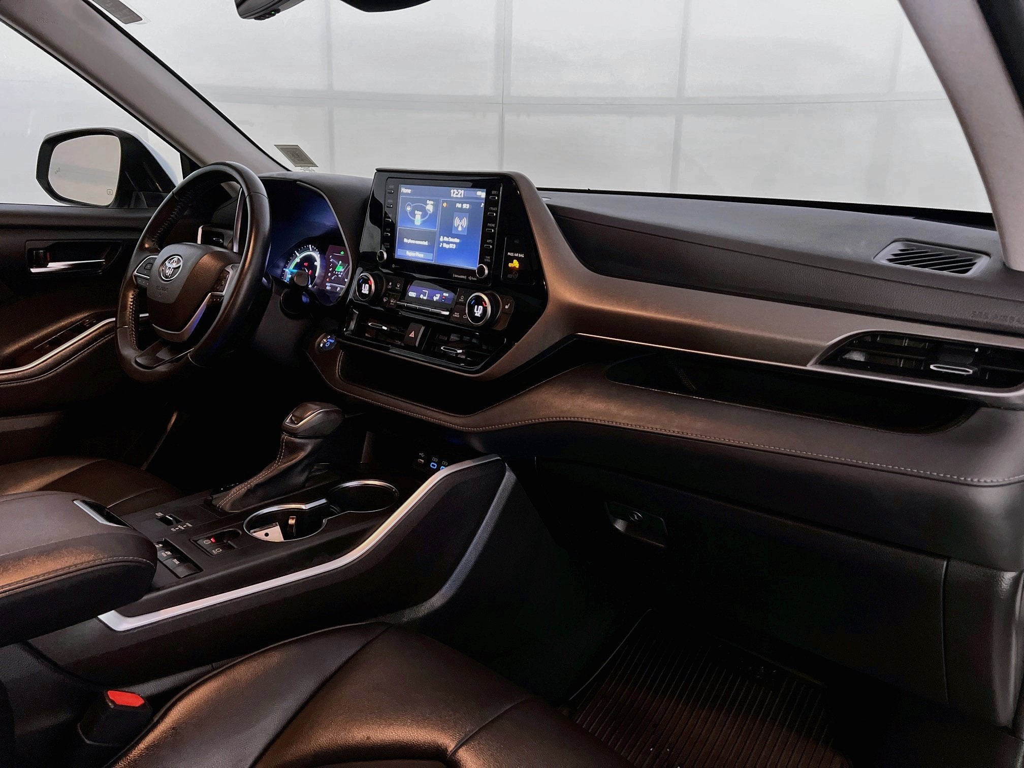 2022 Toyota Highlander Hybrid XLE