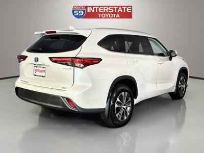 2022 Toyota Highlander Hybrid XLE