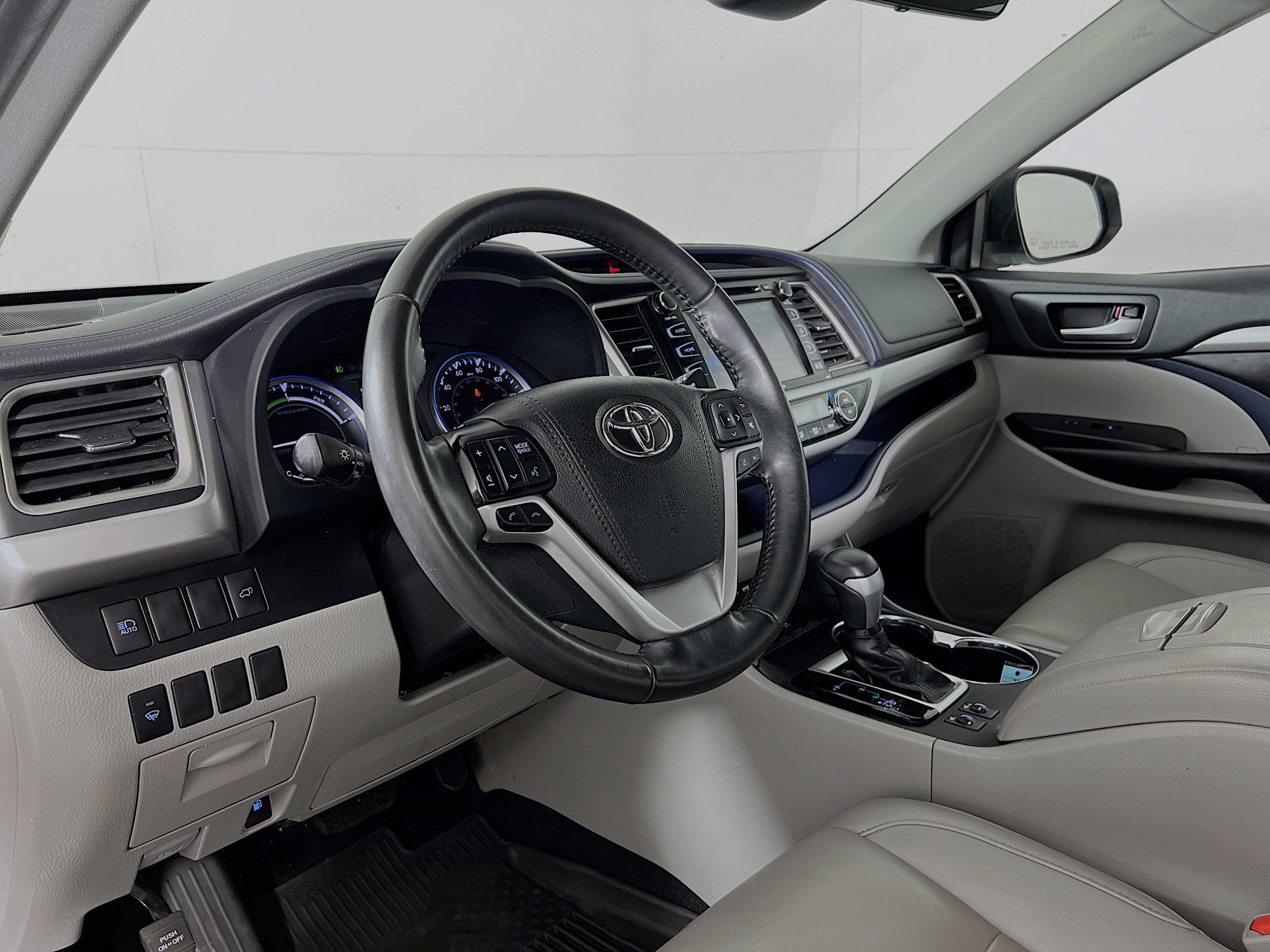 2019 Toyota Highlander Hybrid XLE