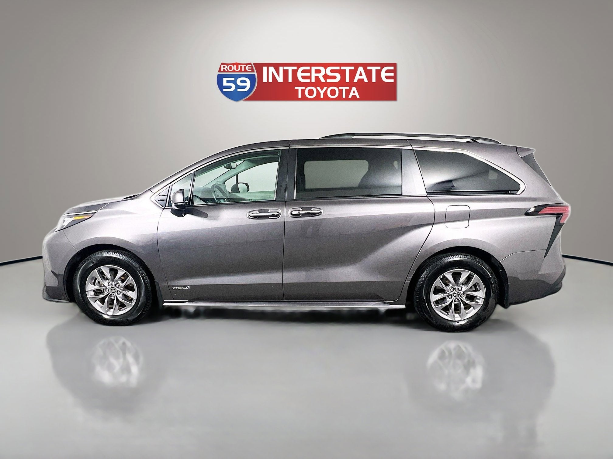 2021 Toyota Sienna XLE