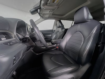2025 Toyota Highlander Base