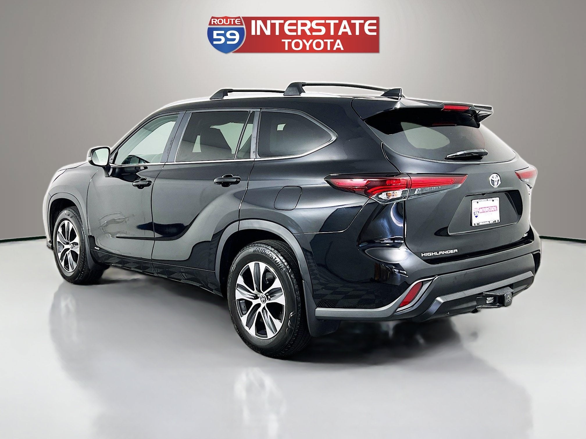 2025 Toyota Highlander Base