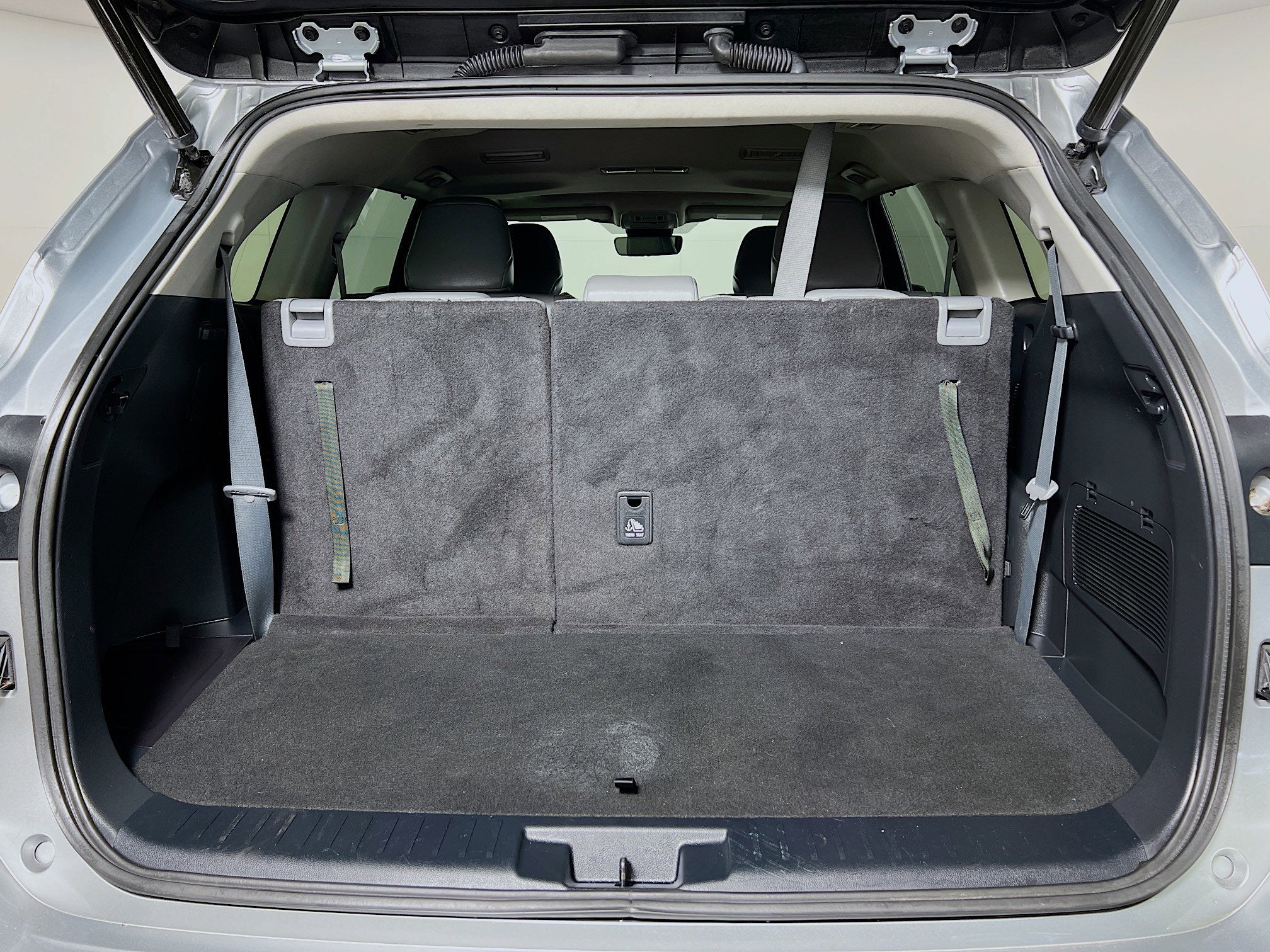2023 Toyota Highlander Base