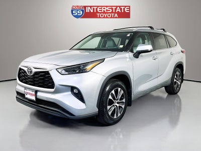 2023 Toyota Highlander Base