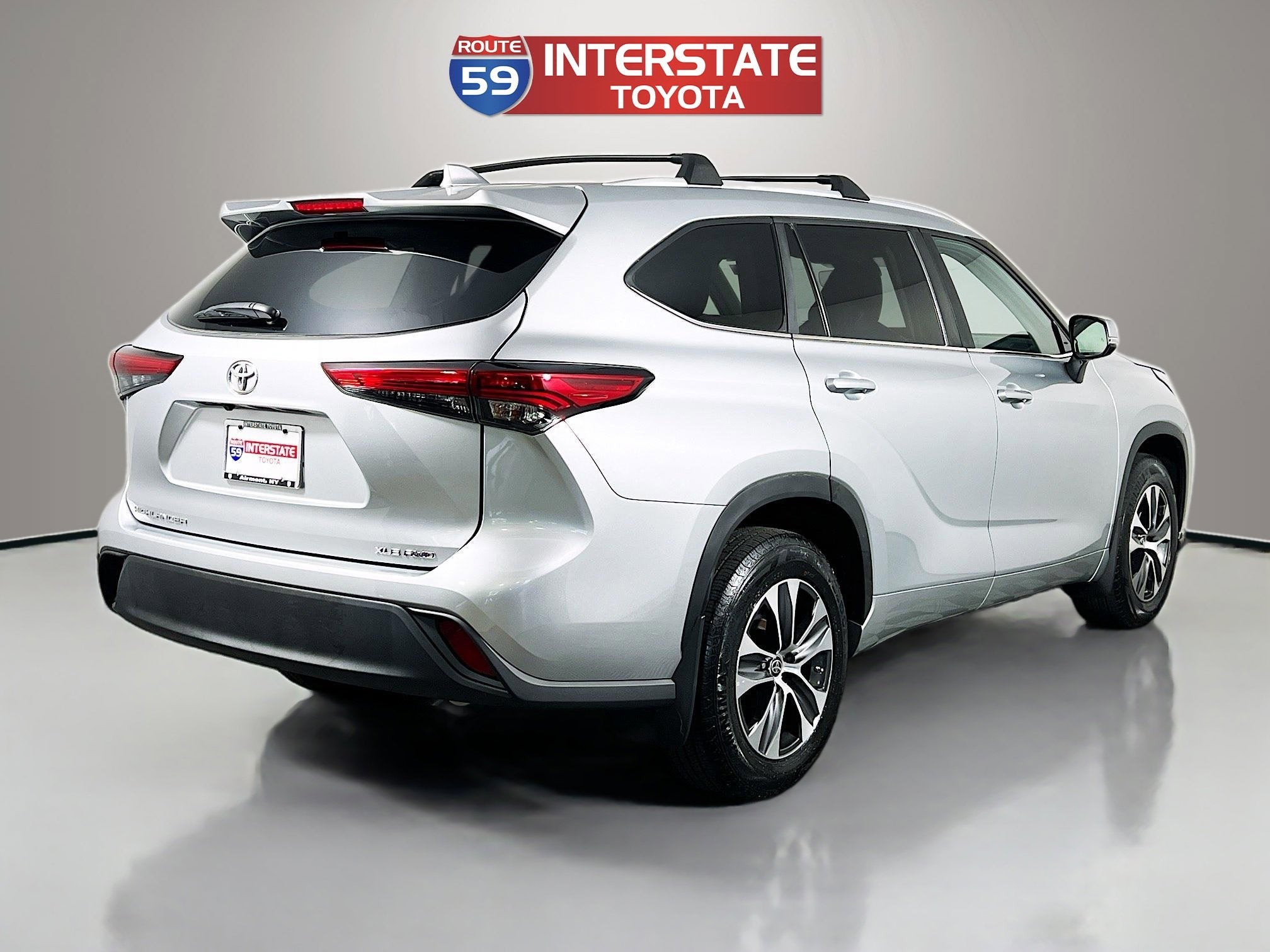 2023 Toyota Highlander Base