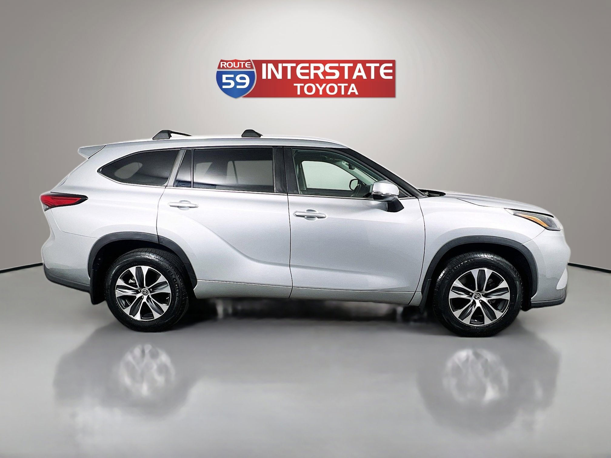 2023 Toyota Highlander Base