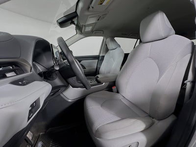 2023 Toyota Highlander Base