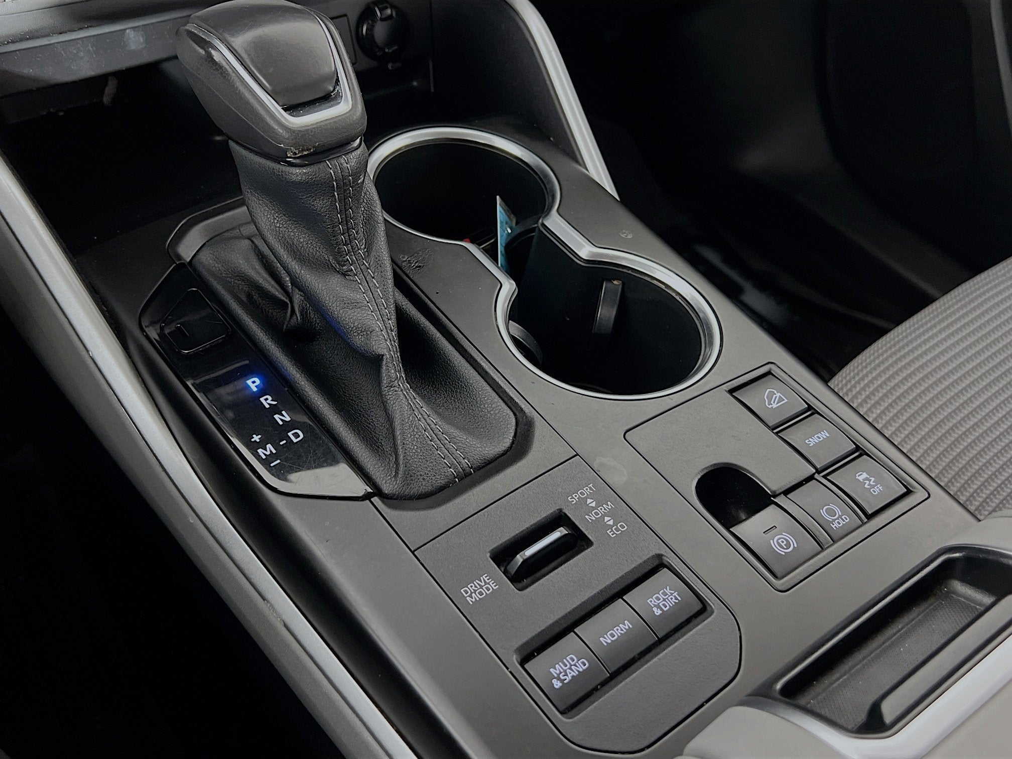 2023 Toyota Highlander Base