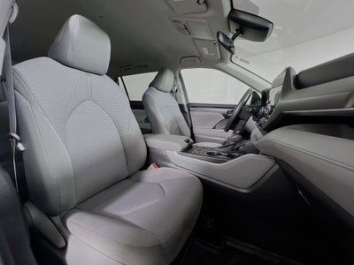 2023 Toyota Highlander Base