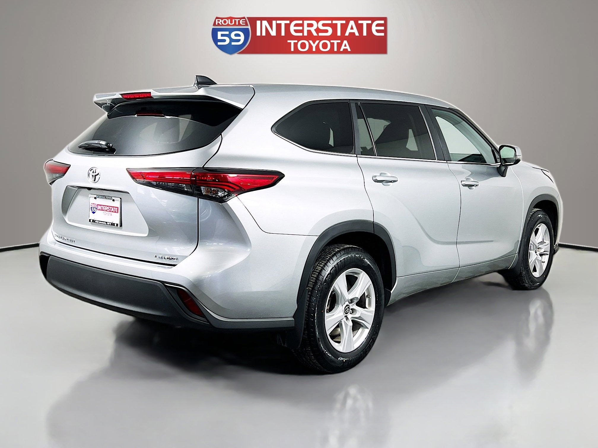 2023 Toyota Highlander Base