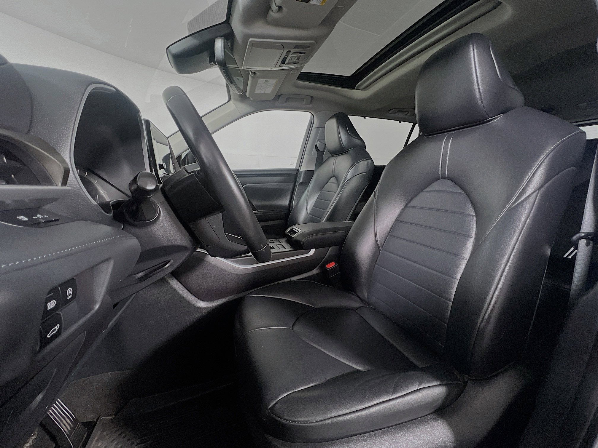 2023 Toyota Highlander Base