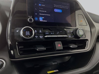 2023 Toyota Highlander Base