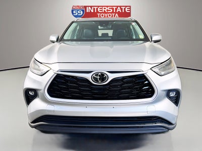 2023 Toyota Highlander Base