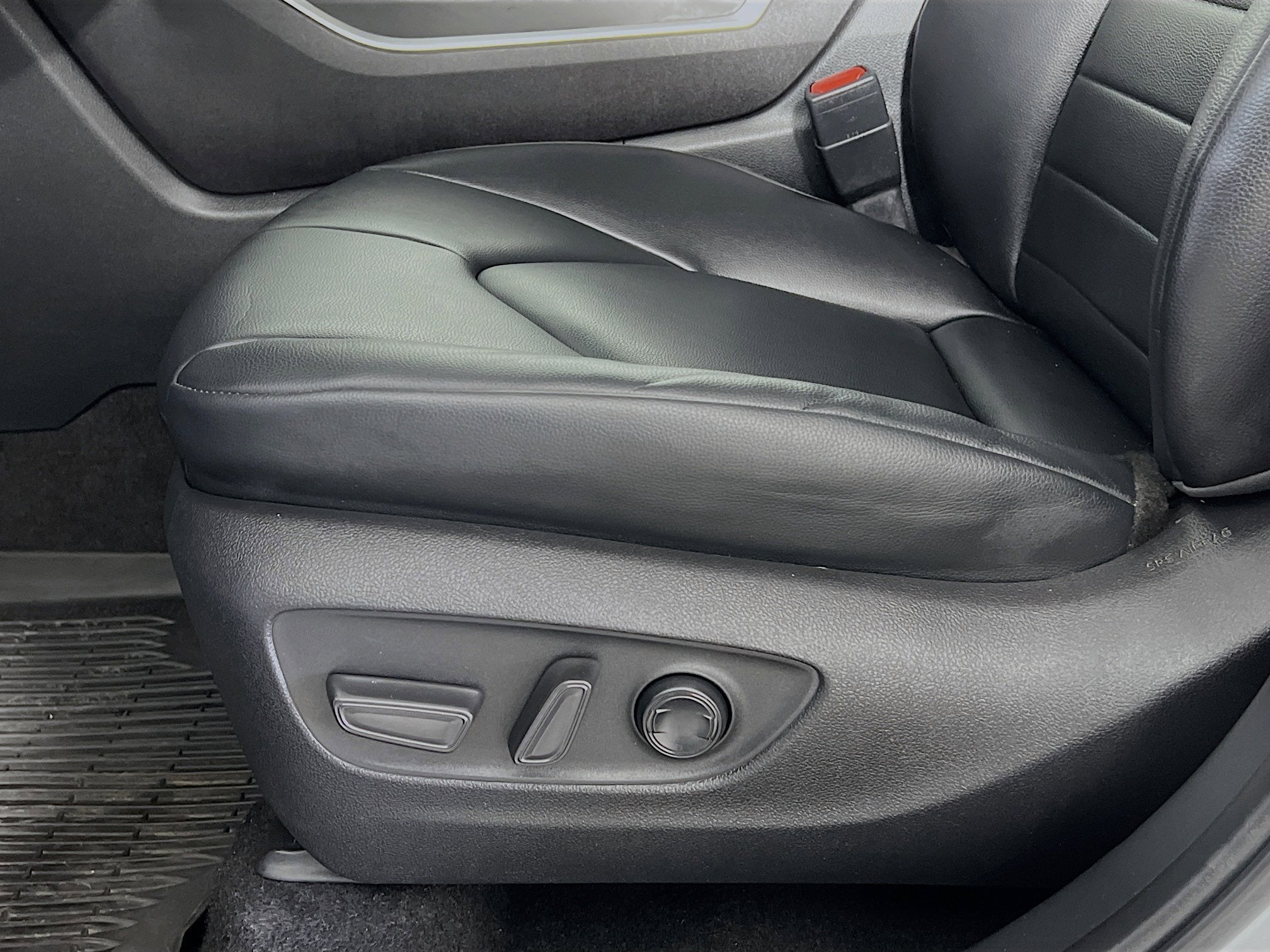 2023 Toyota Highlander Base