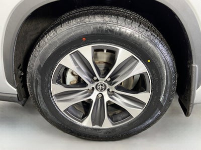 2023 Toyota Highlander Base