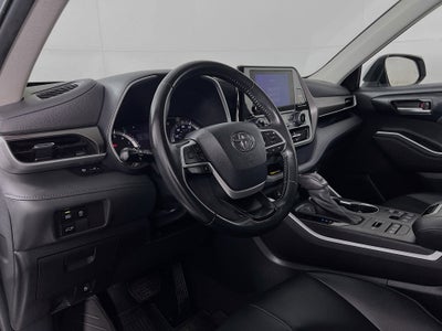 2023 Toyota Highlander Base