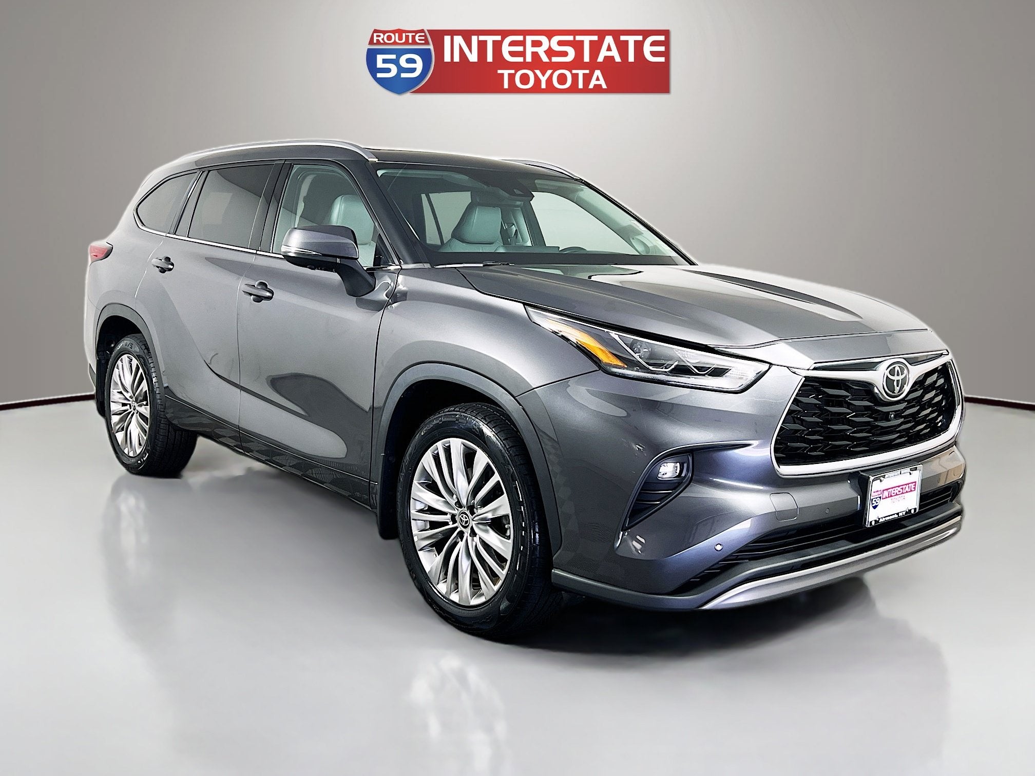2023 Toyota Highlander Platinum