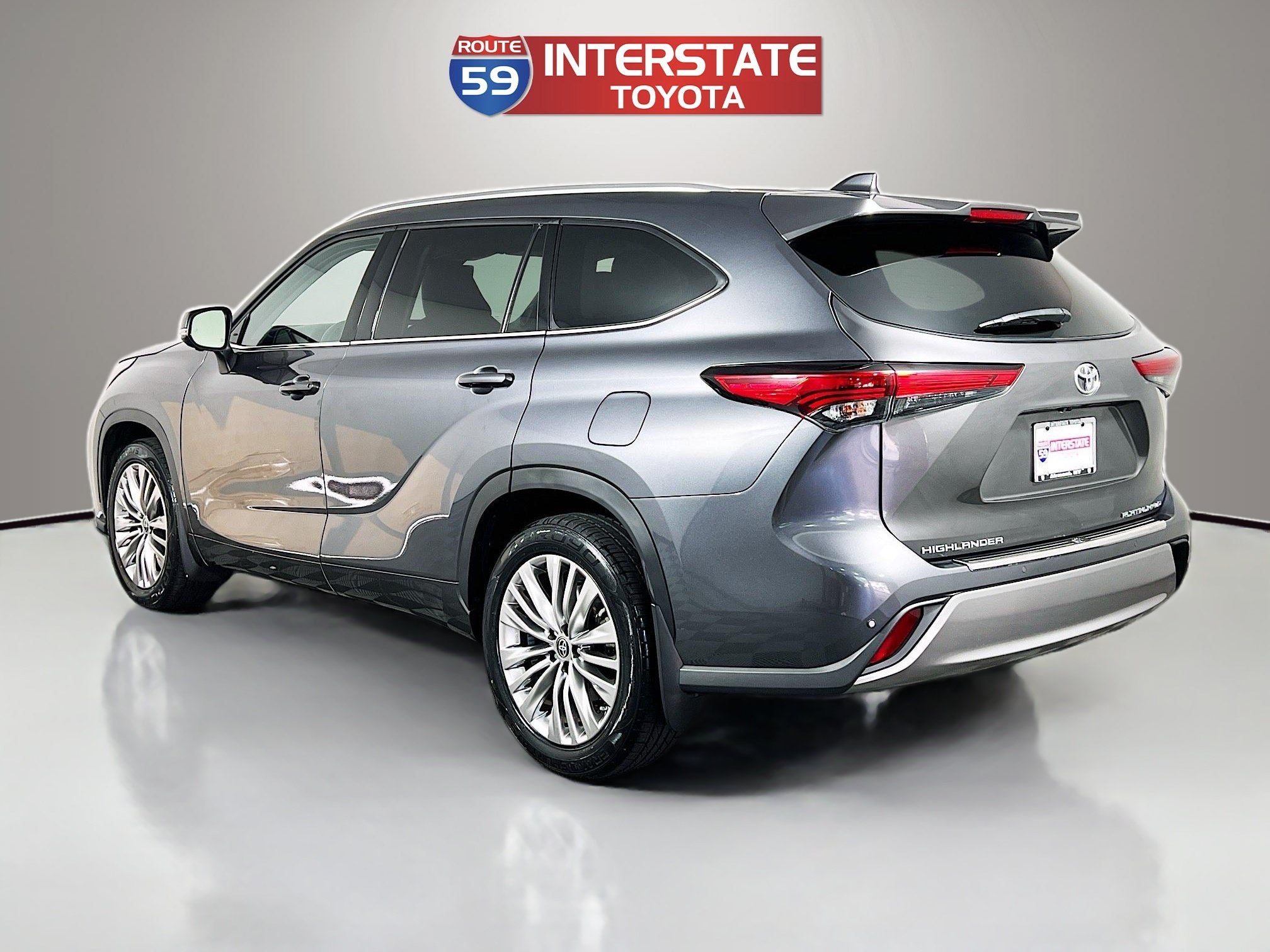 2023 Toyota Highlander Platinum