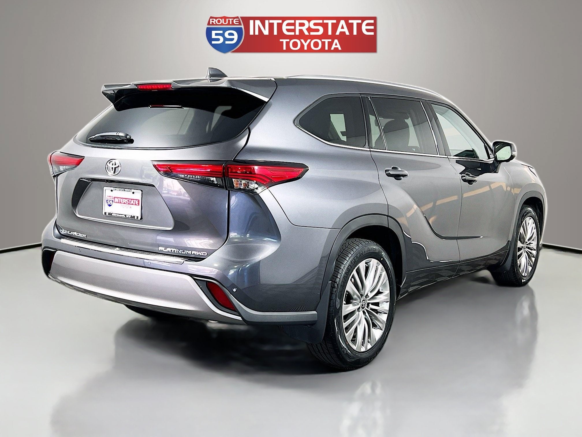 2023 Toyota Highlander Platinum