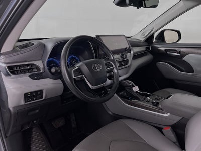 2023 Toyota Highlander Platinum