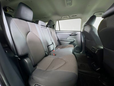 2025 Toyota Highlander LE