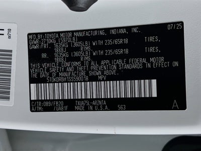 2025 Toyota Highlander LE