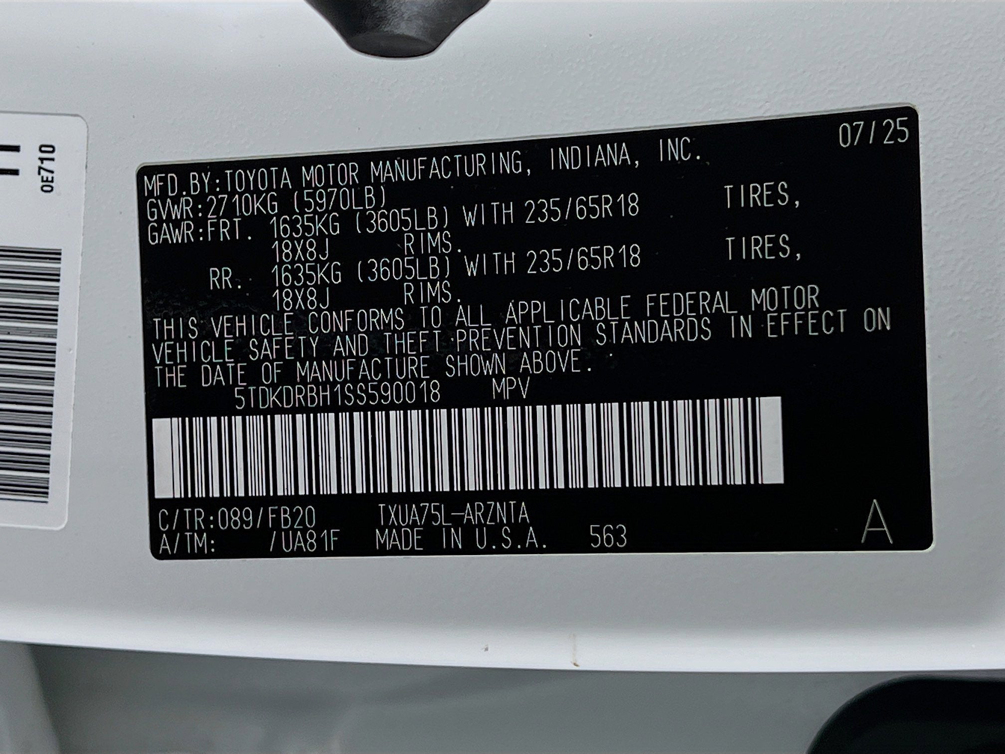 2025 Toyota Highlander LE