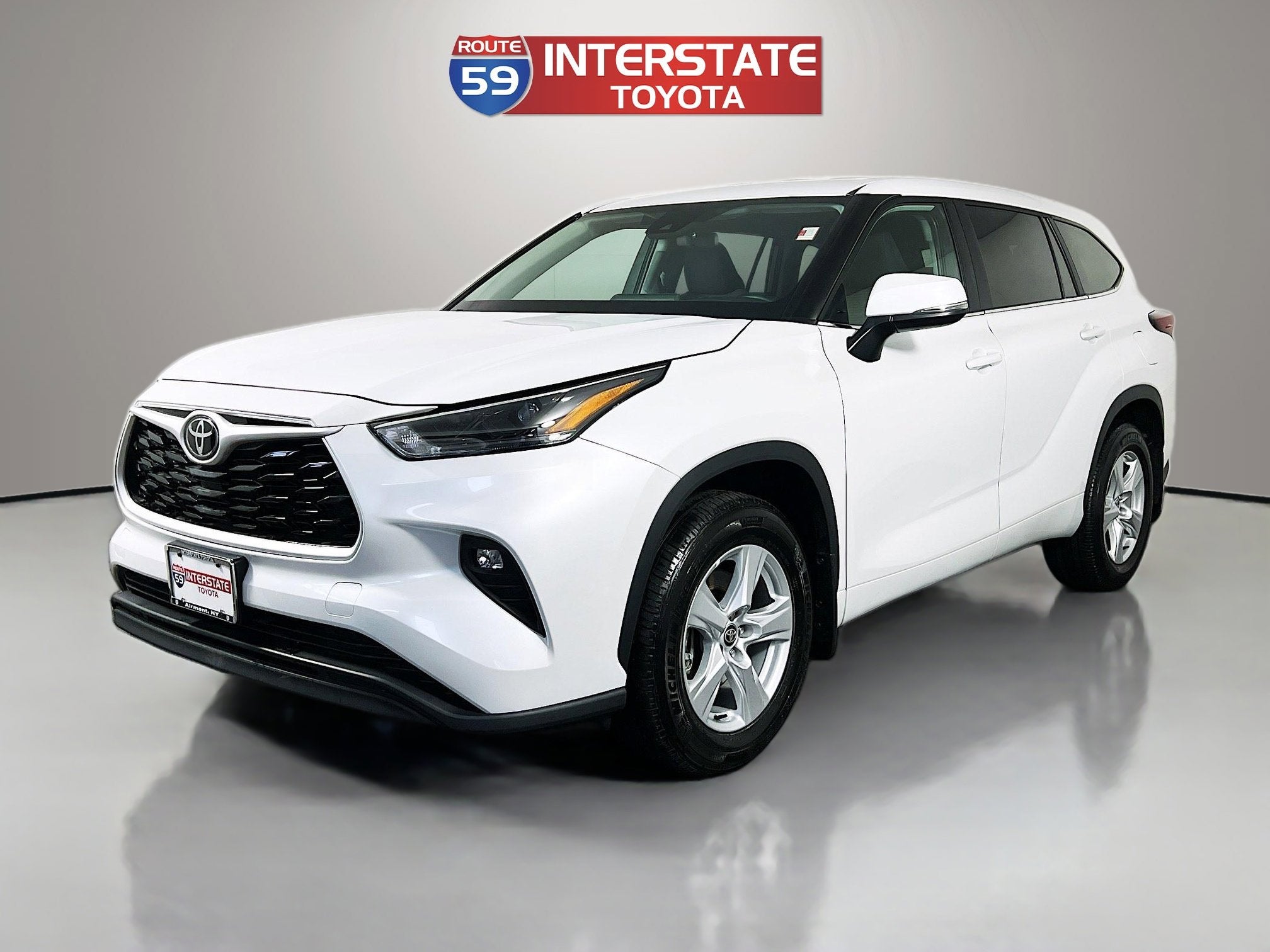 2025 Toyota Highlander LE