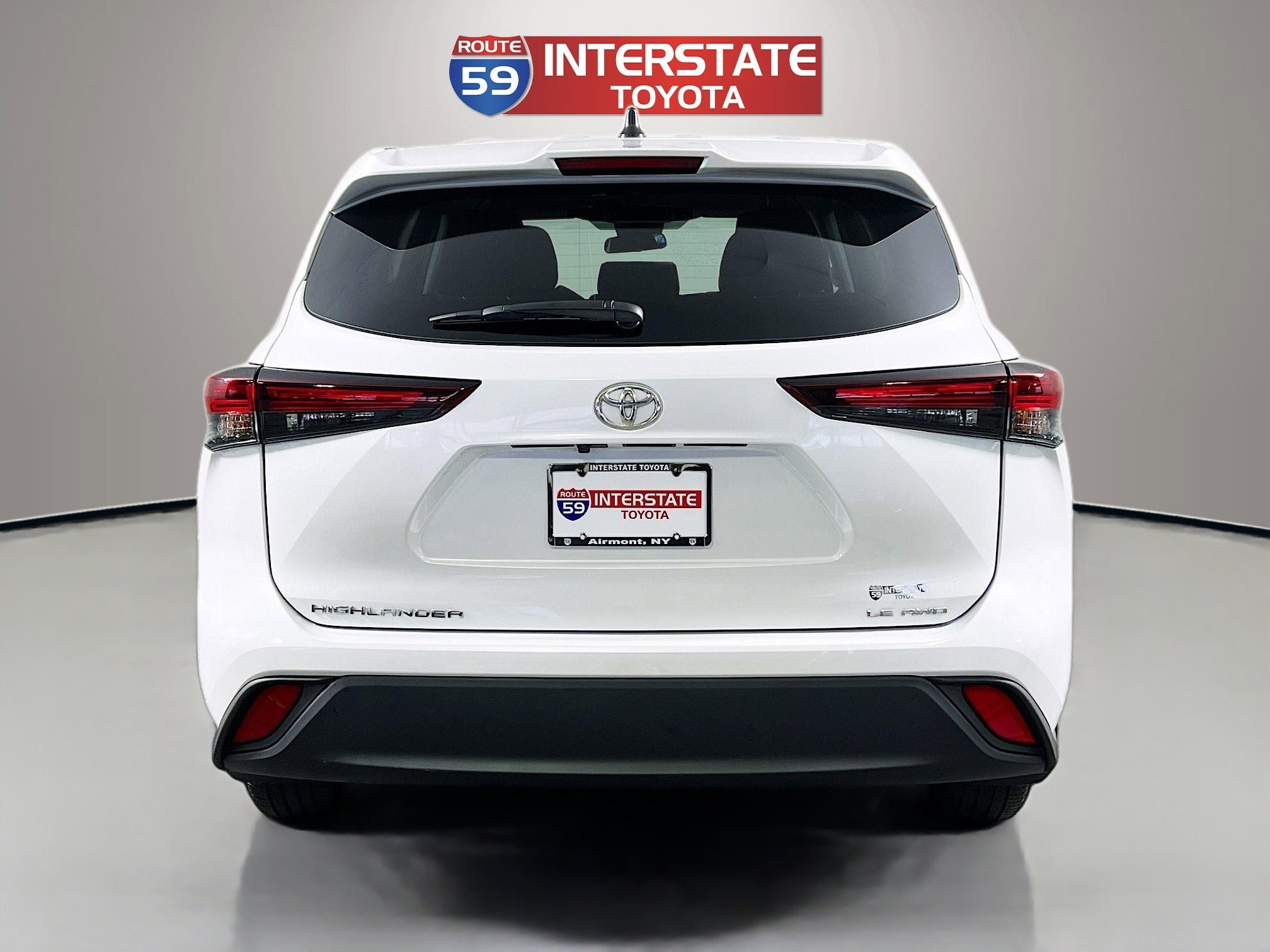 2025 Toyota Highlander LE