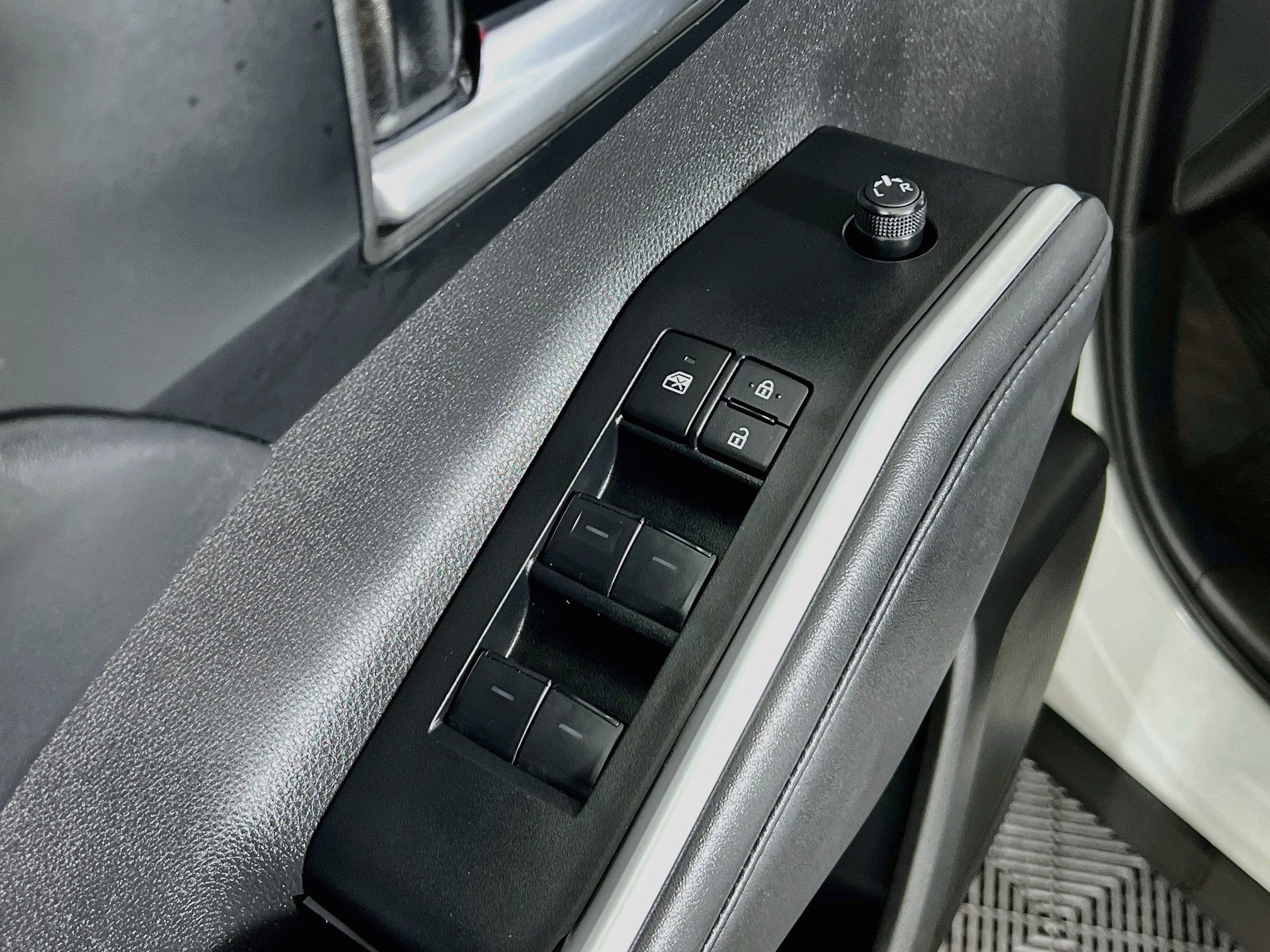 2026 Toyota Highlander Base