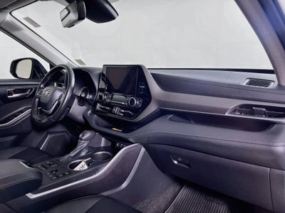 2026 Toyota Highlander Base