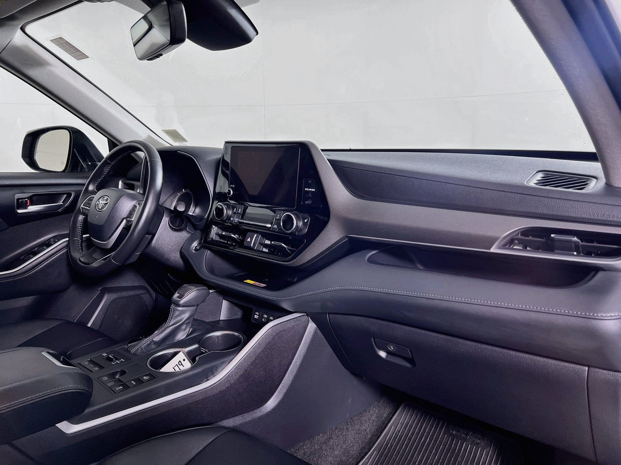 2026 Toyota Highlander Base