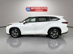 2026 Toyota Highlander Base