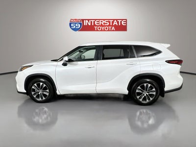 2026 Toyota Highlander Base