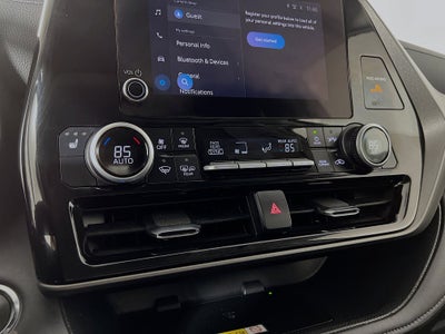 2023 Toyota Highlander Base