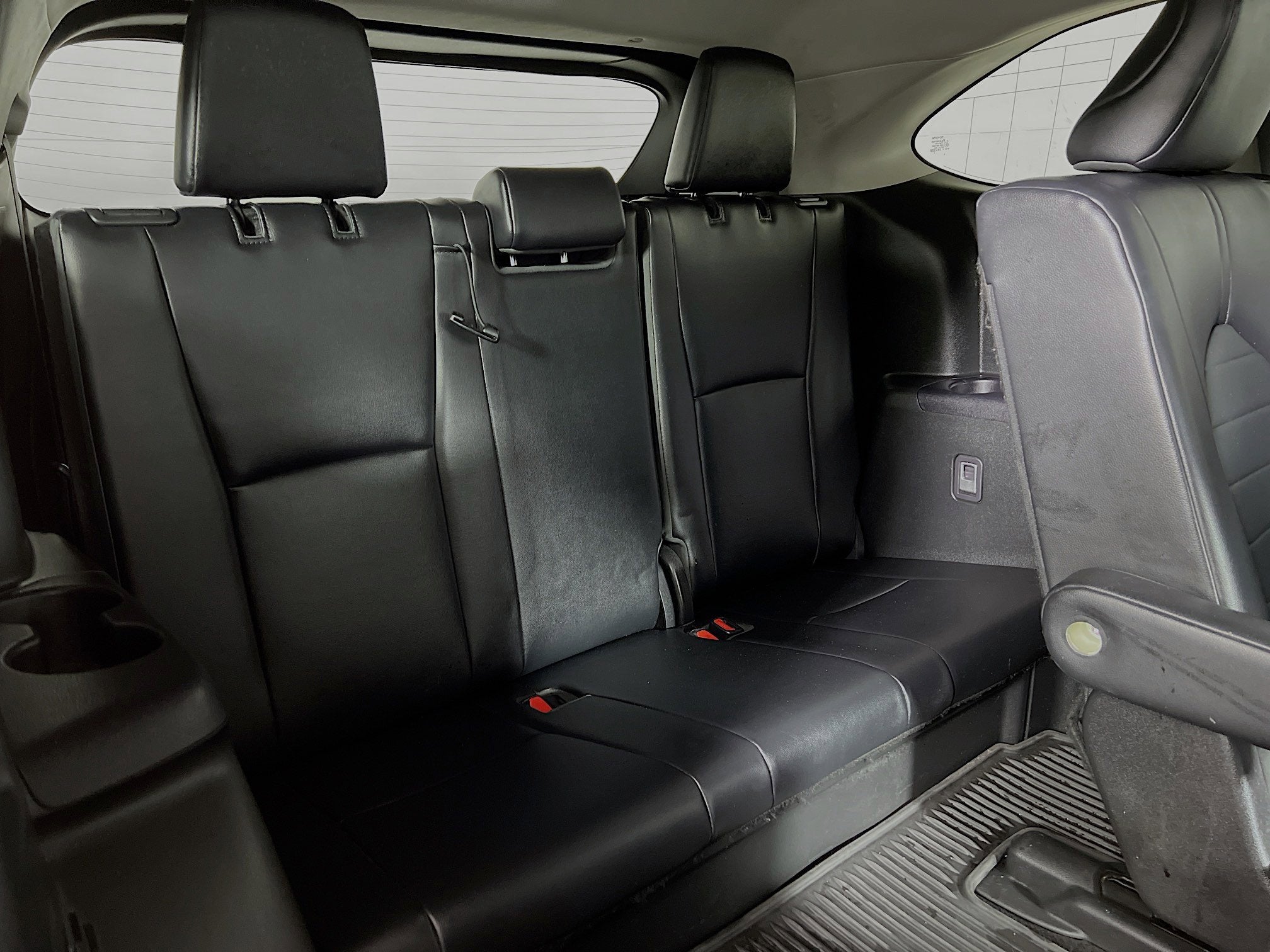 2023 Toyota Highlander Base