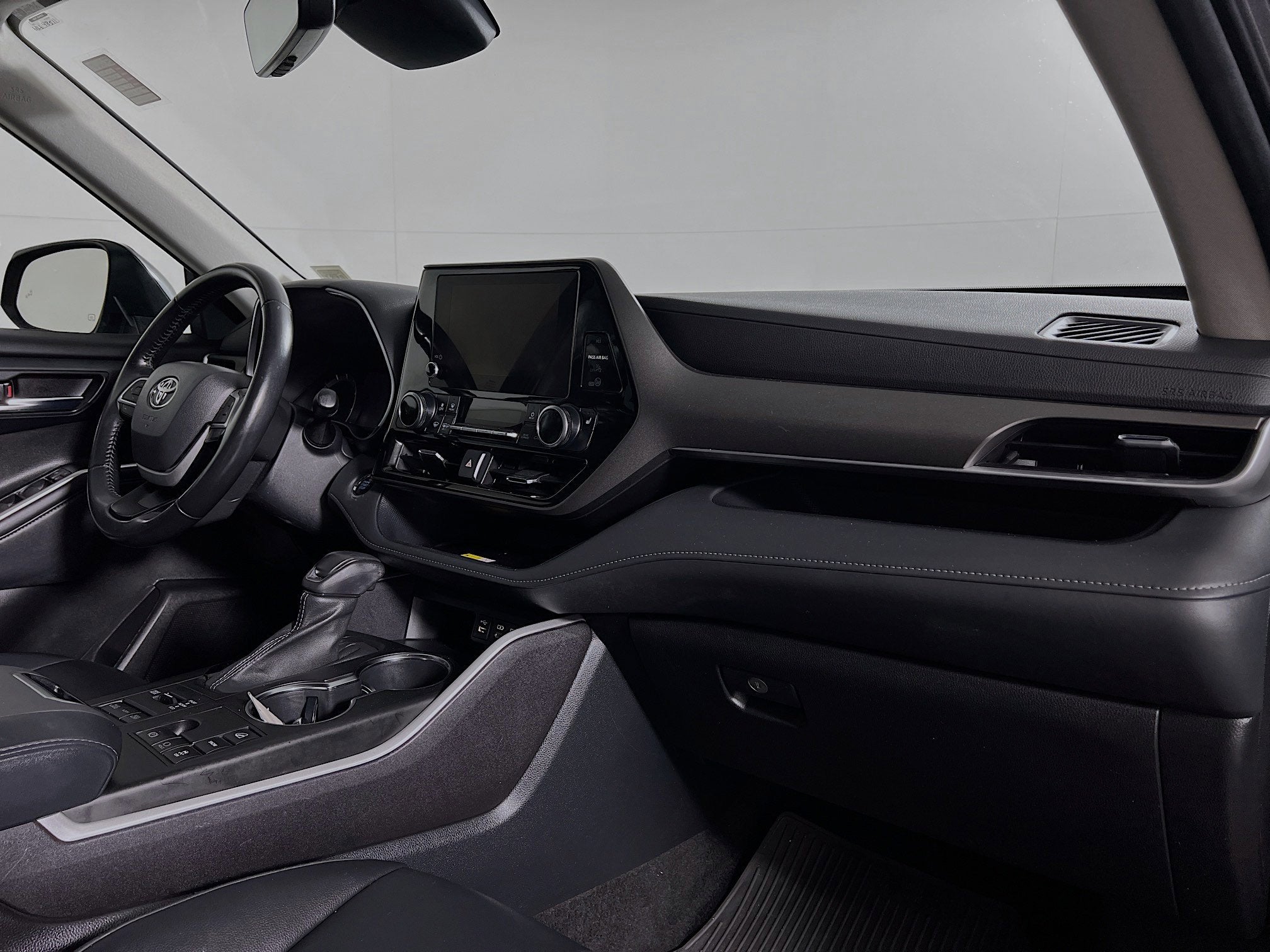 2023 Toyota Highlander Base