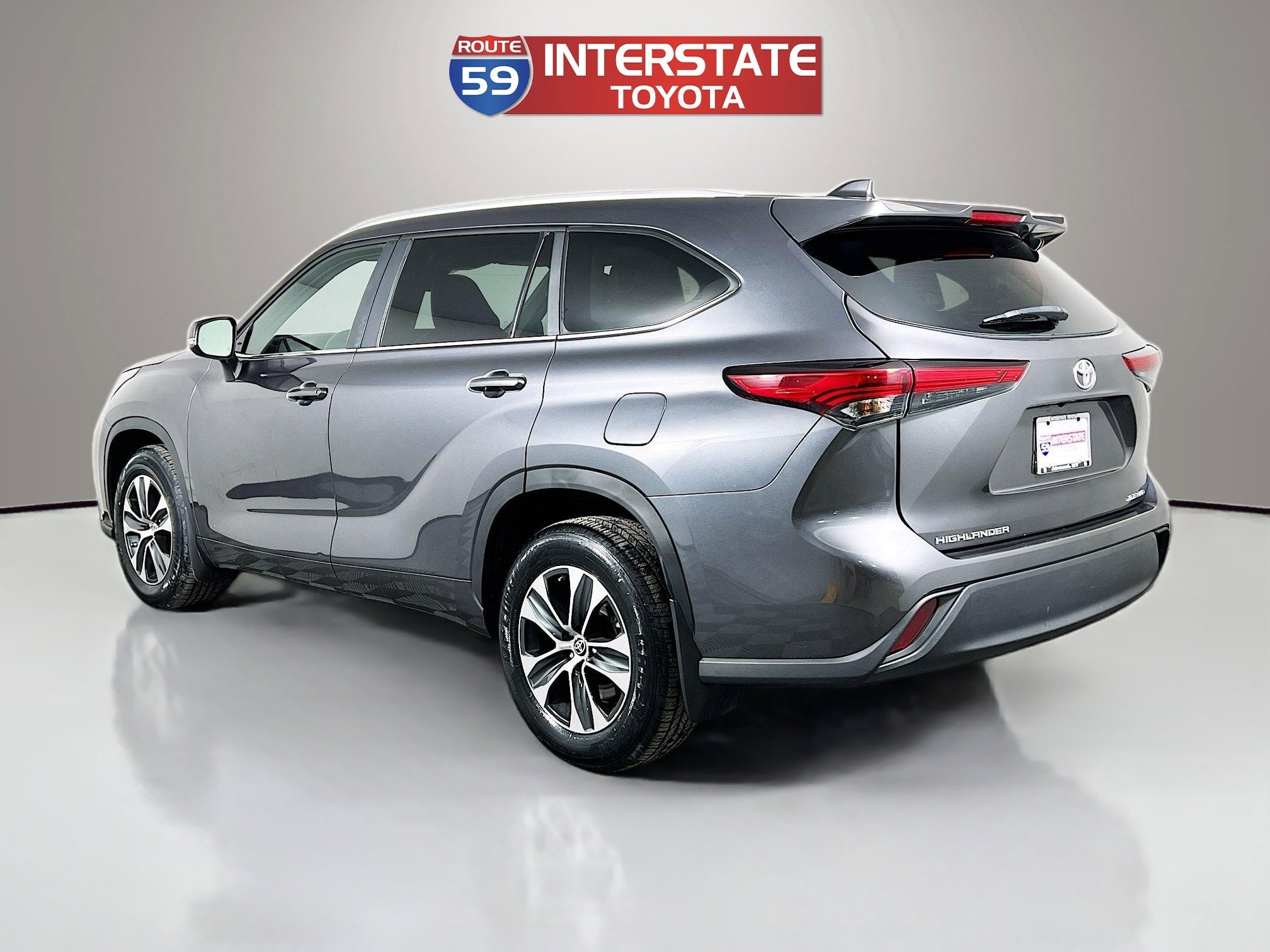 2023 Toyota Highlander Base