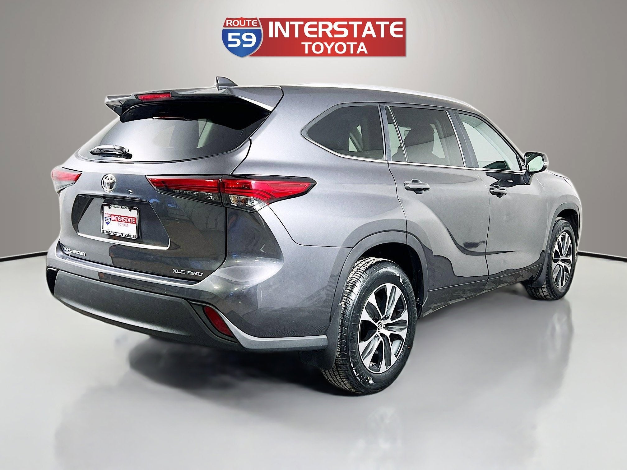 2023 Toyota Highlander Base