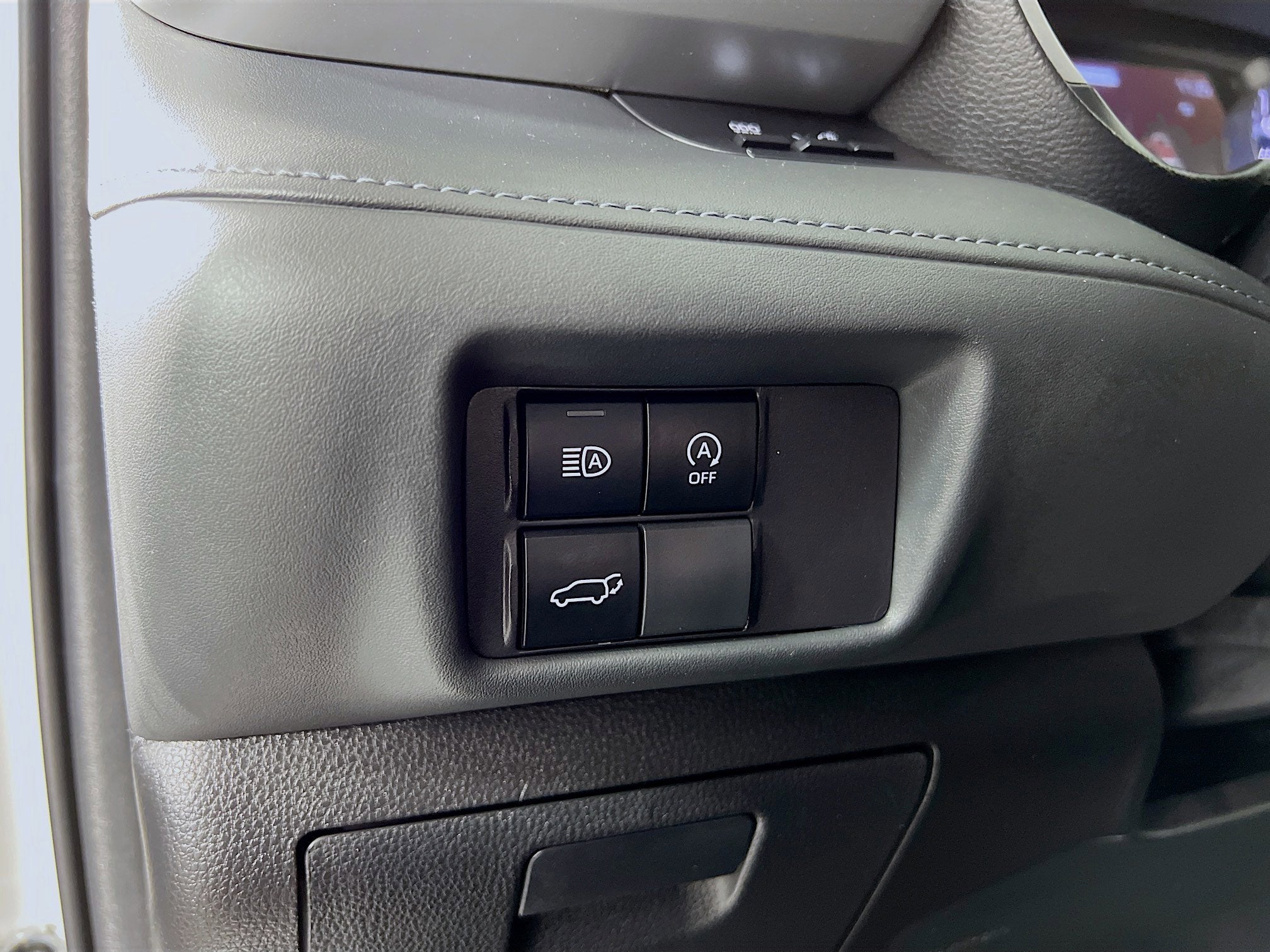 2023 Toyota Highlander Base