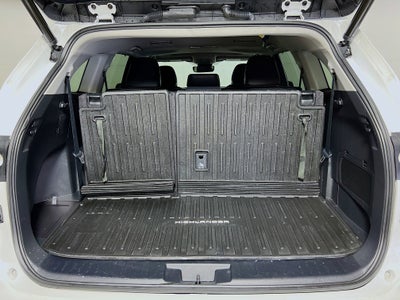 2023 Toyota Highlander Base