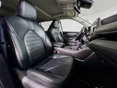 2023 Toyota Highlander Base